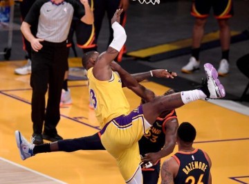 狗子28-格林再现天使魔鬼一面 再战灰熊他需要冷静心态